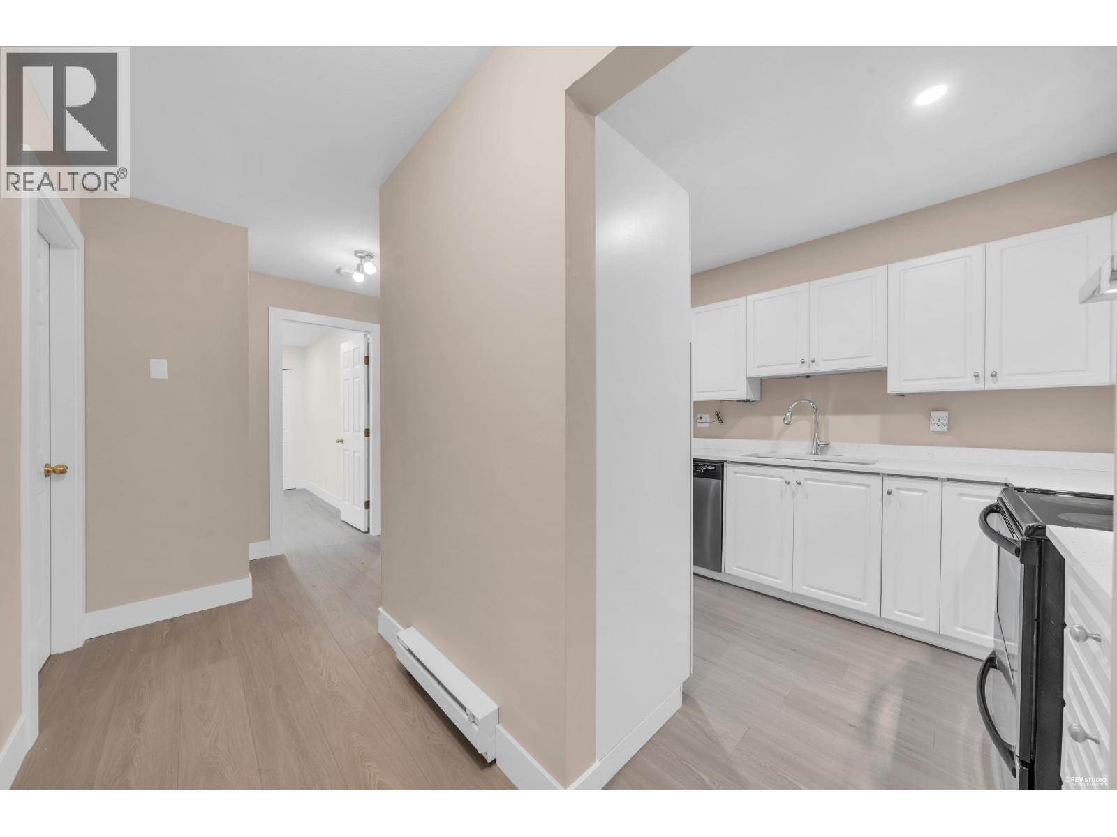 107 515 Whiting Way Property Photo 14