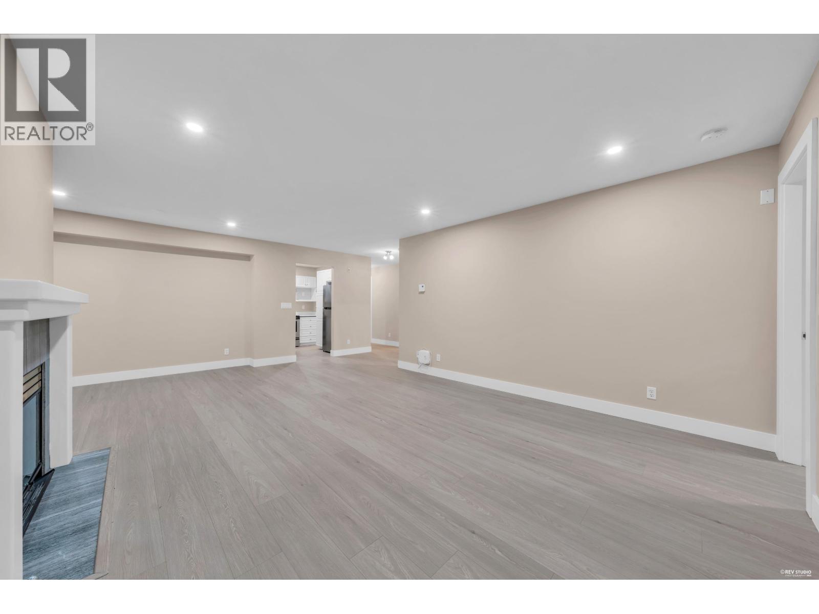 107 515 Whiting Way Property Photo 17