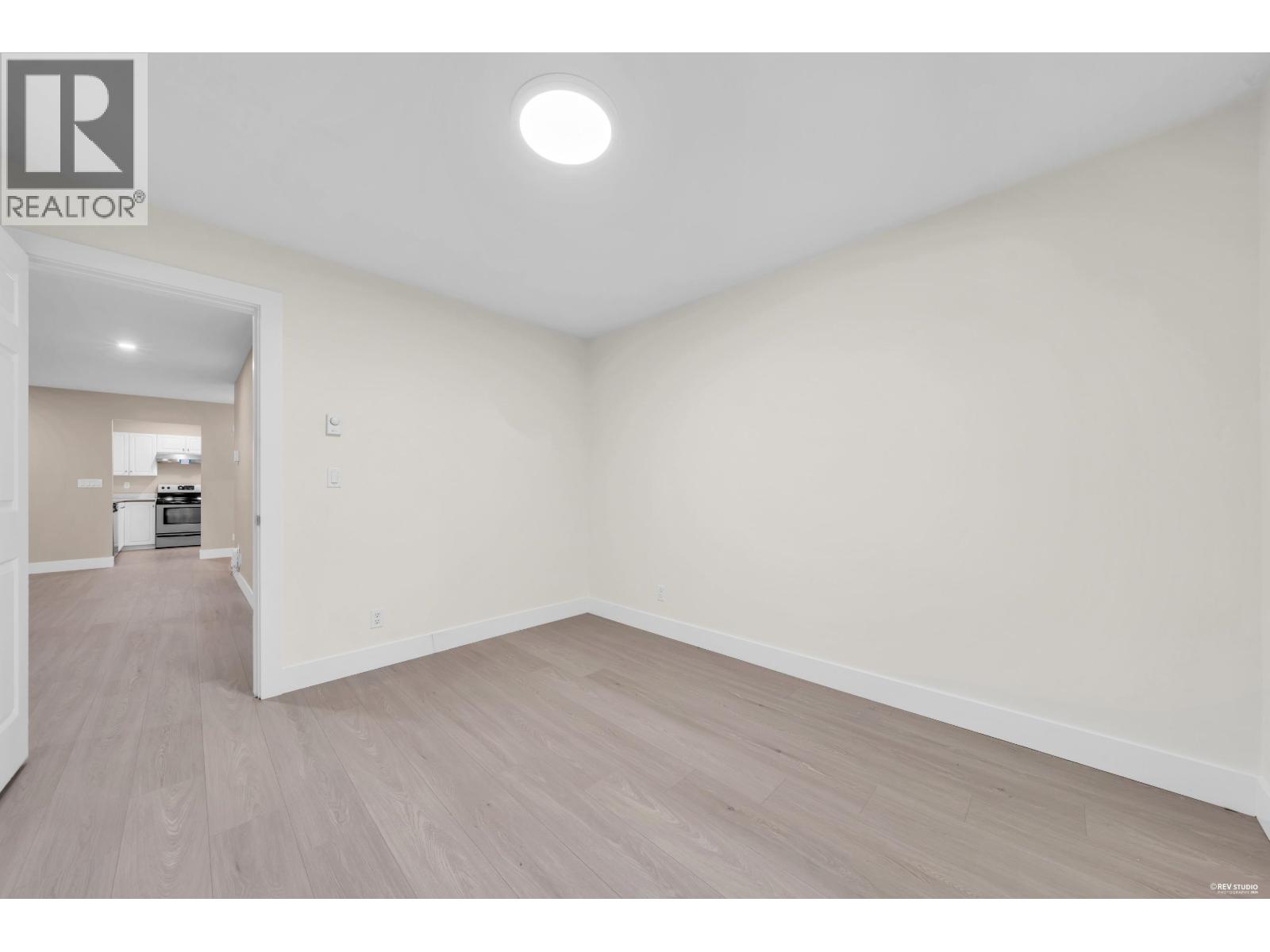 107 515 Whiting Way Property Photo 18