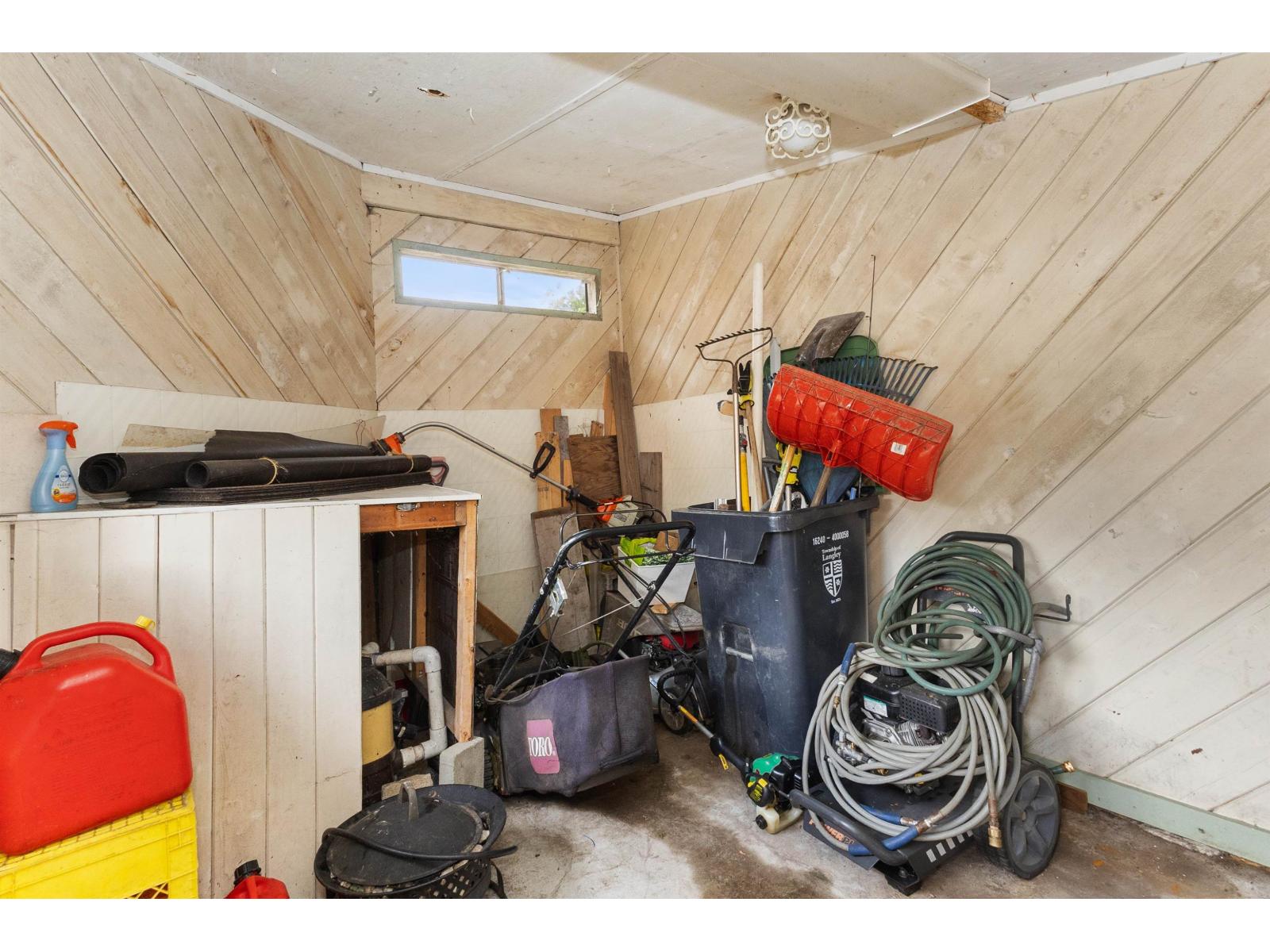 26968 30 Avenue Property Photo 23