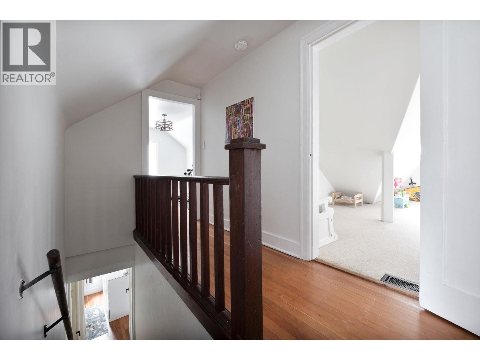 524 Second Street Property Photo 18