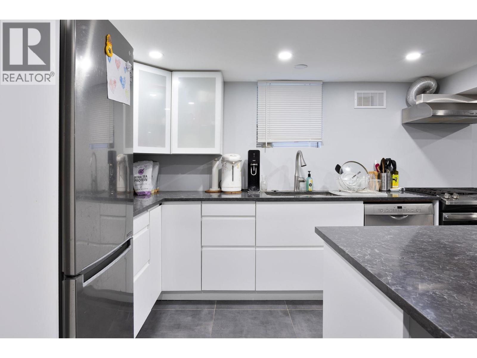 524 Second Street Property Photo 25