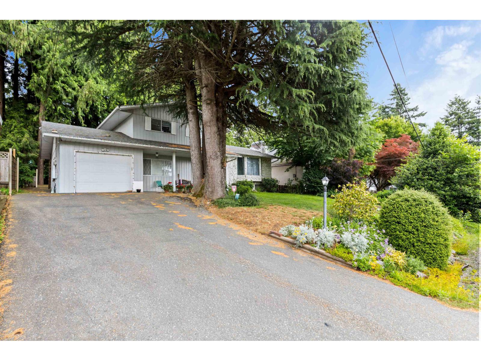 32637 Willingdon Crescent Property Photo 1