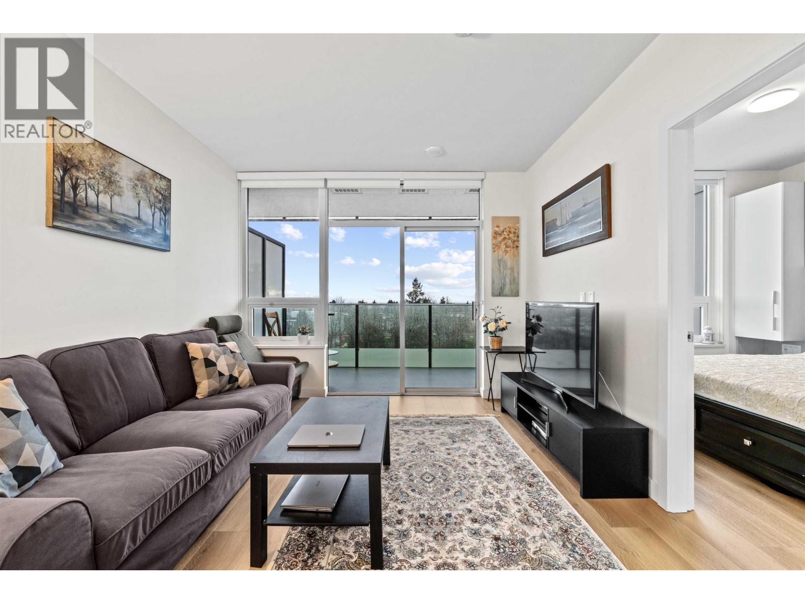 706 6463 SILVER AVENUE Property Photo 1