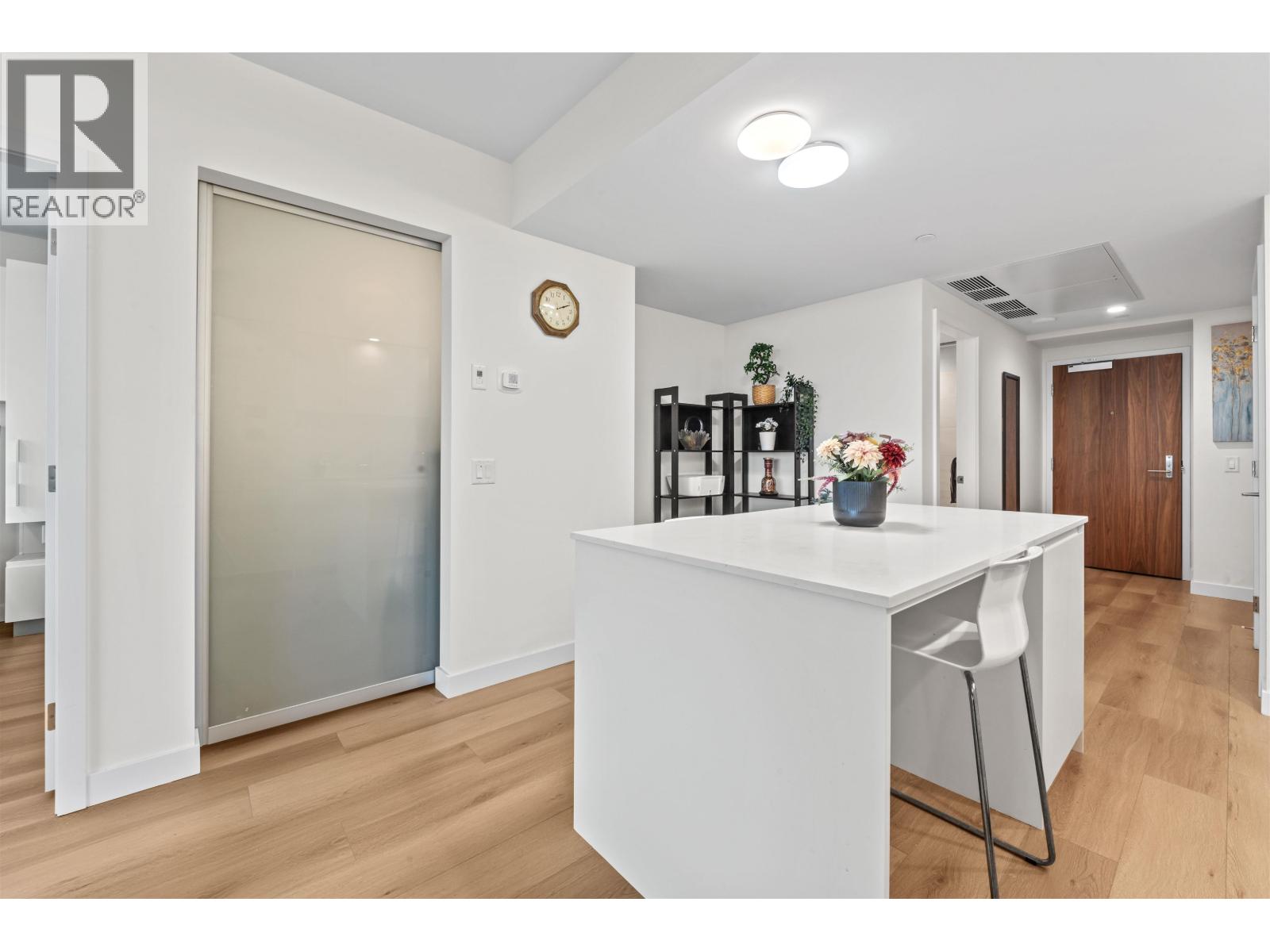 706 6463 Silver Avenue Property Photo 10