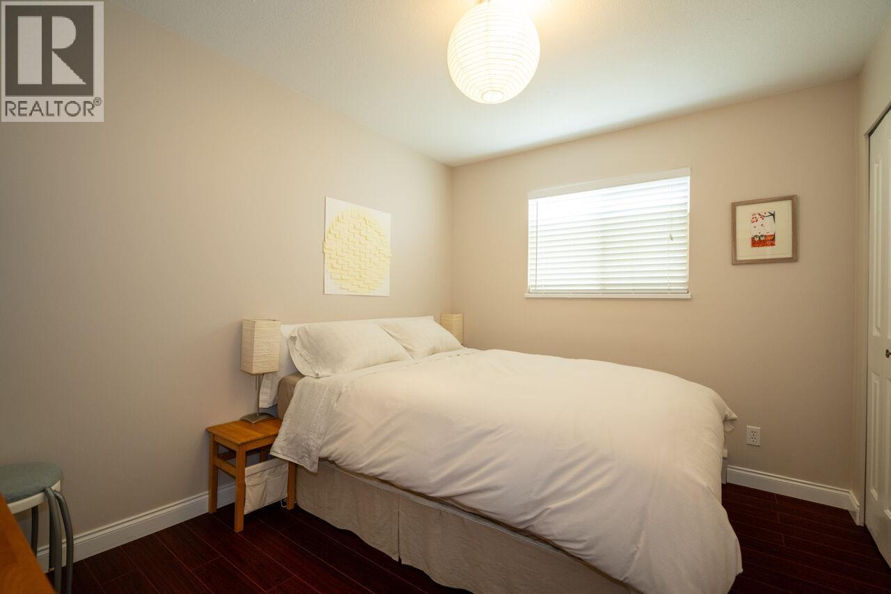 4568 Hoy Street Property Photo 13