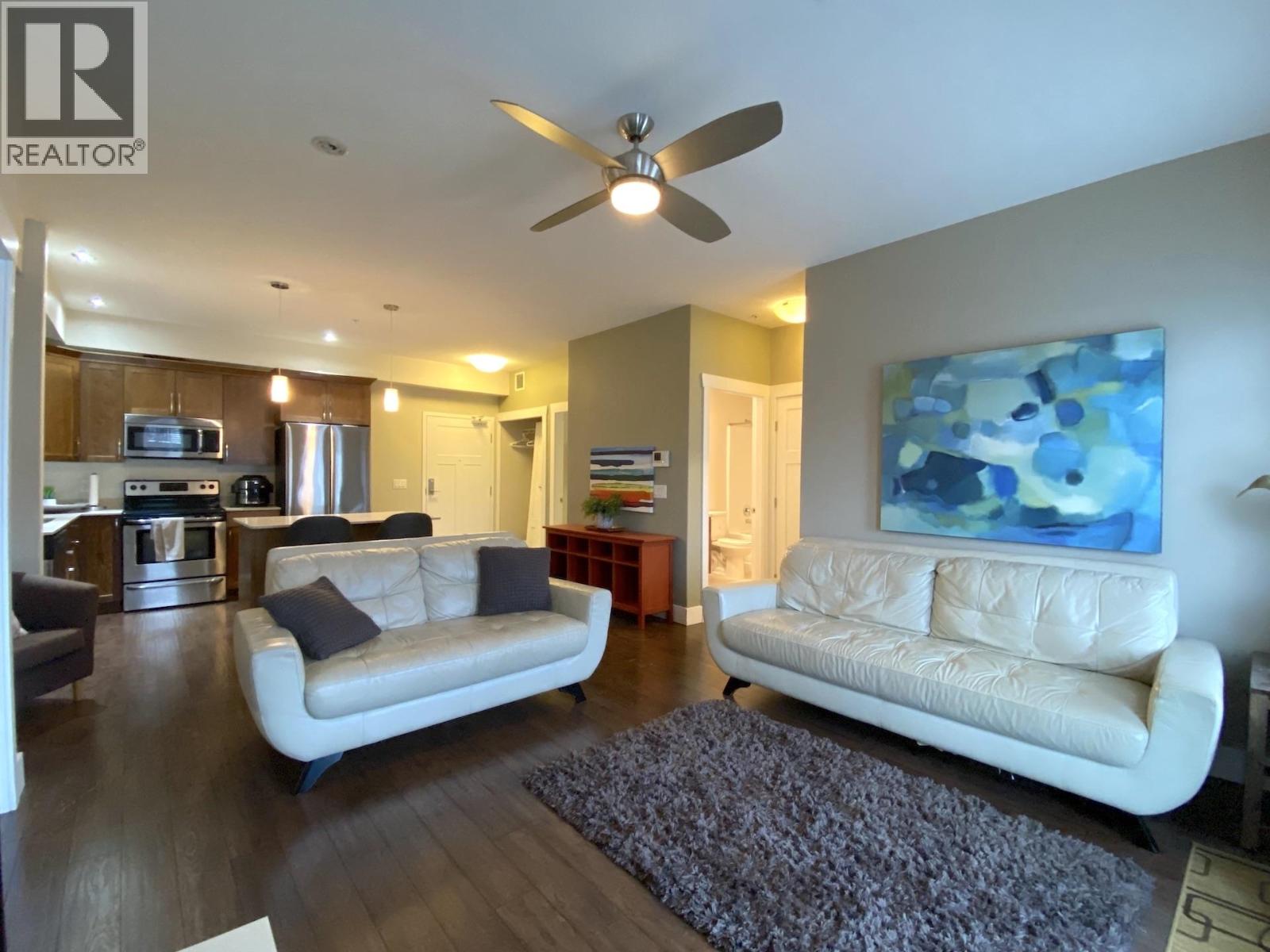 112 11203 105 Avenue Property Photo 15