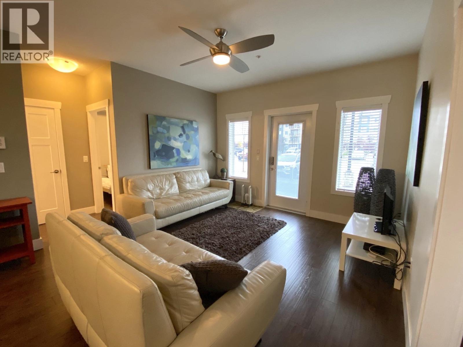 112 11203 105 Avenue Property Photo 16