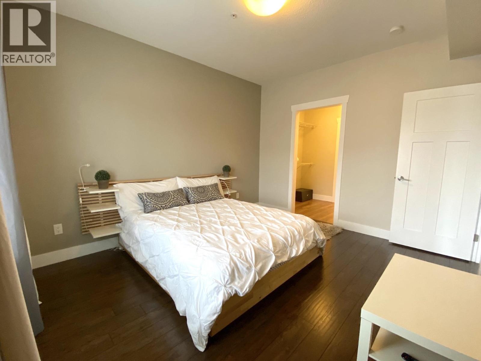 112 11203 105 Avenue Property Photo 19