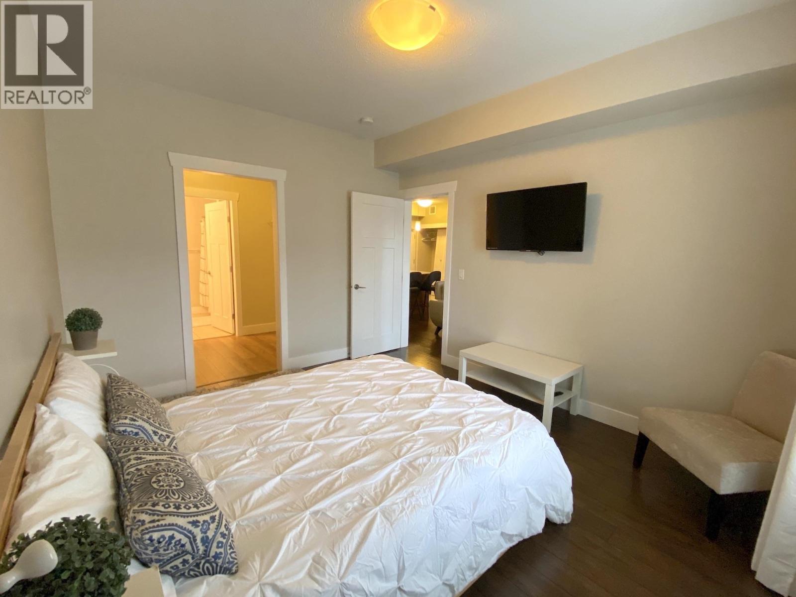 112 11203 105 Avenue Property Photo 20