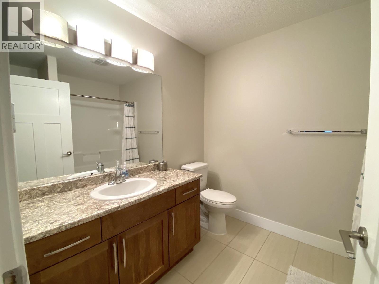 112 11203 105 Avenue Property Photo 24