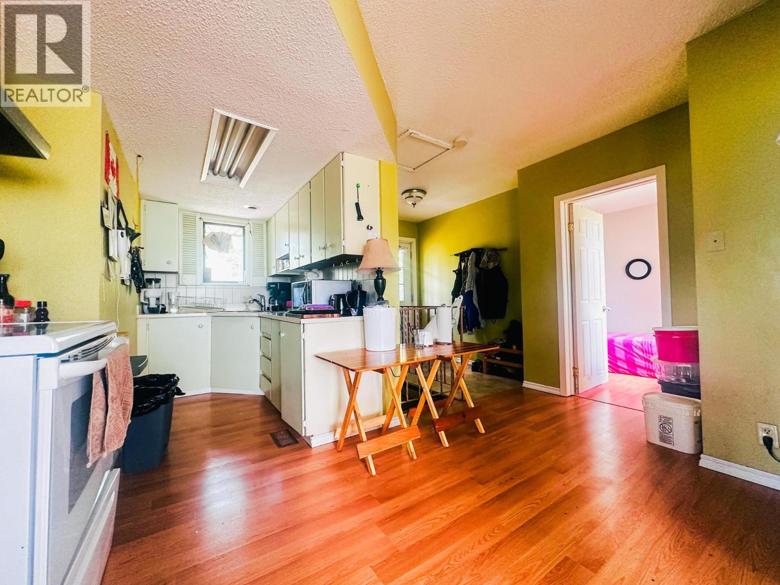 250 Hill Street Property Photo 14