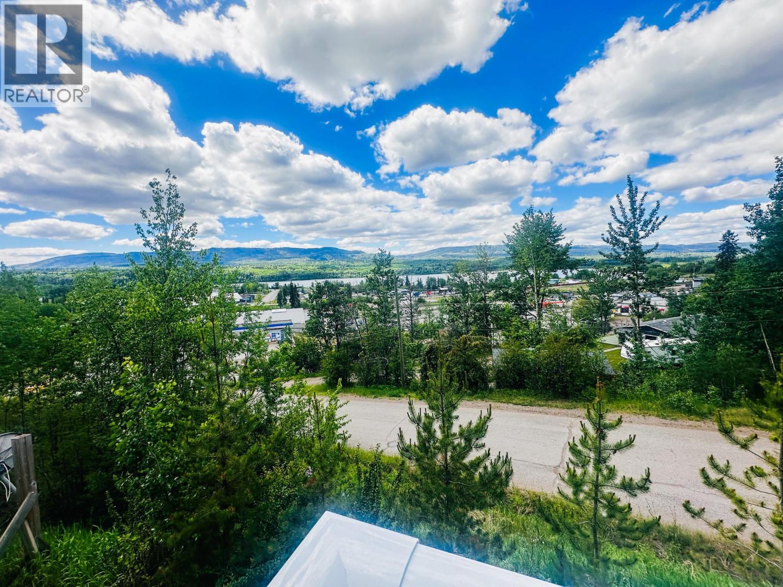 250 Hill Street Property Photo 28
