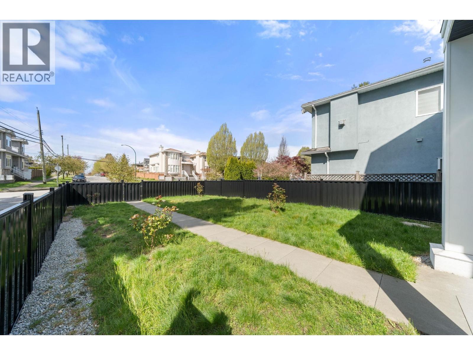 6692 Nanaimo Street Property Photo 35