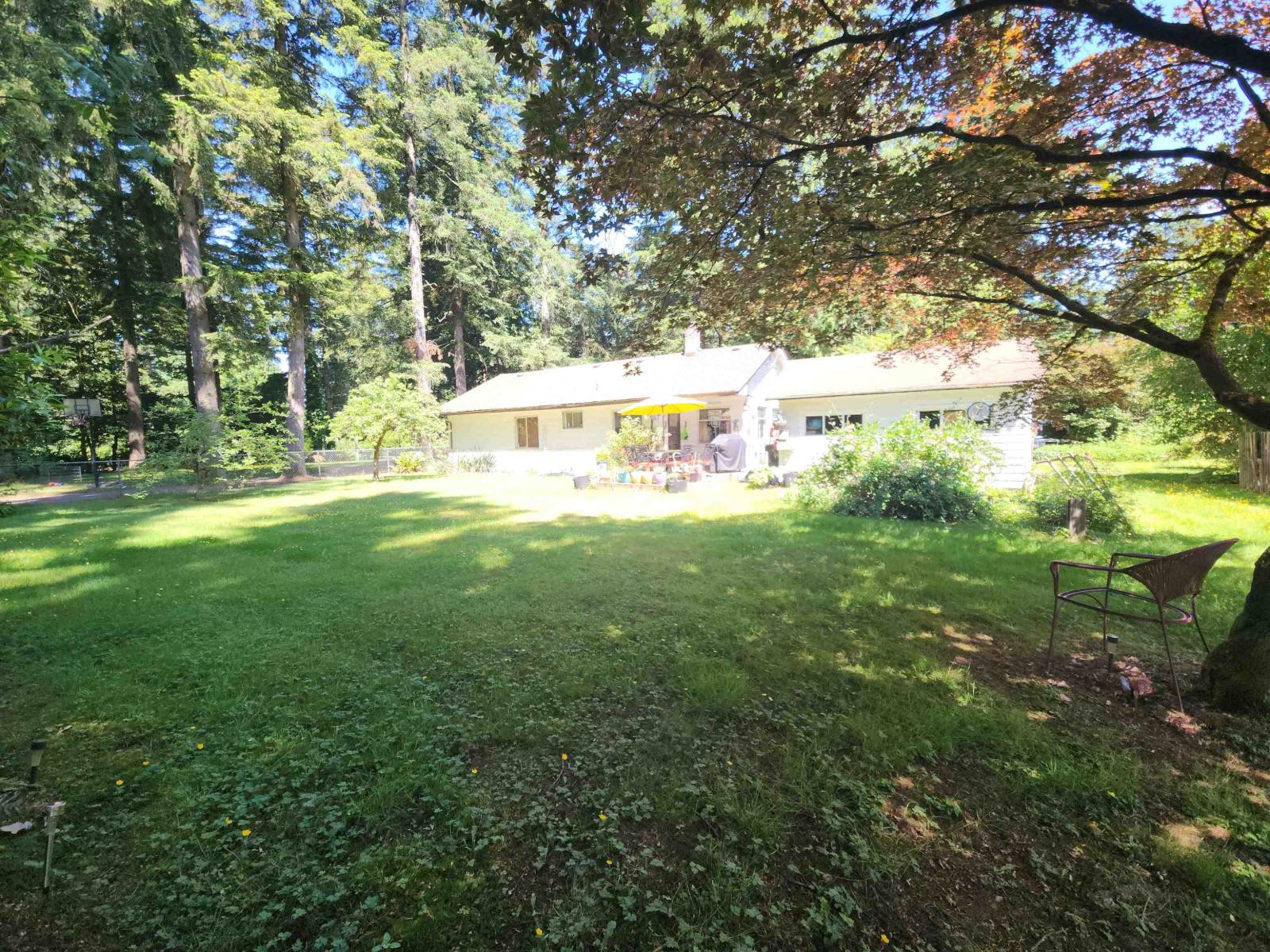 20176 28 Avenue Property Photo 4