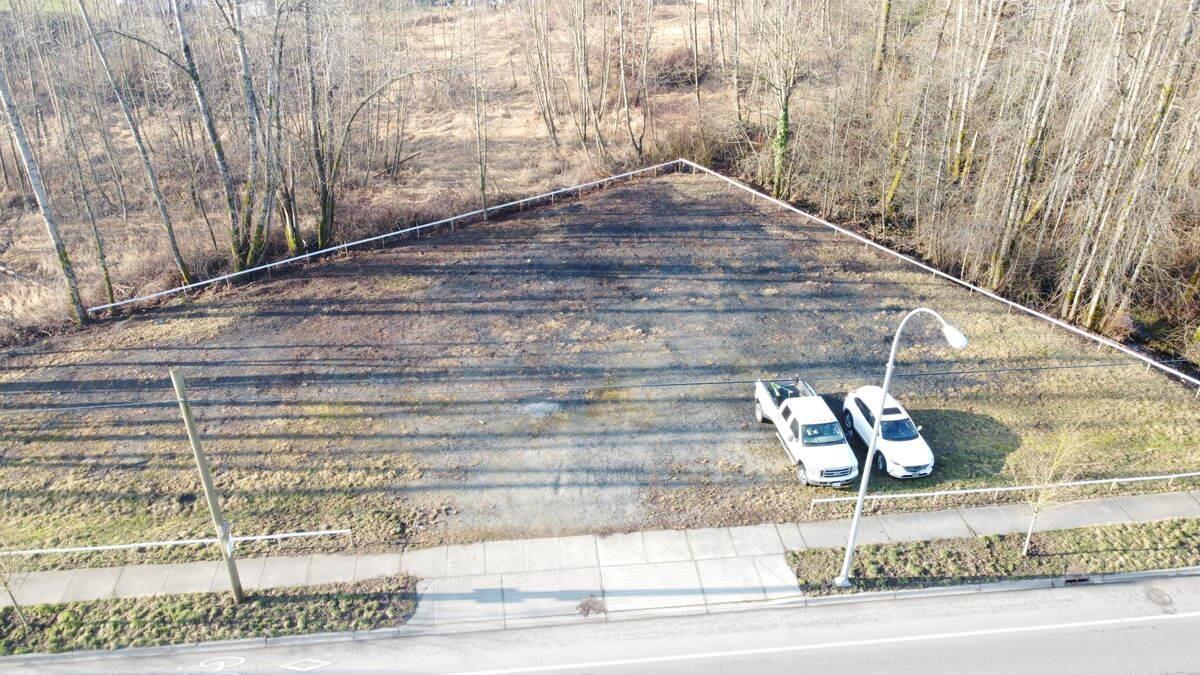 23250 Fraser Highway Property Photo 5