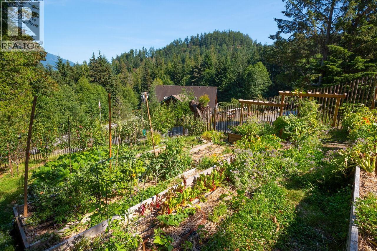 207 726a Belterra Road Property Photo 18