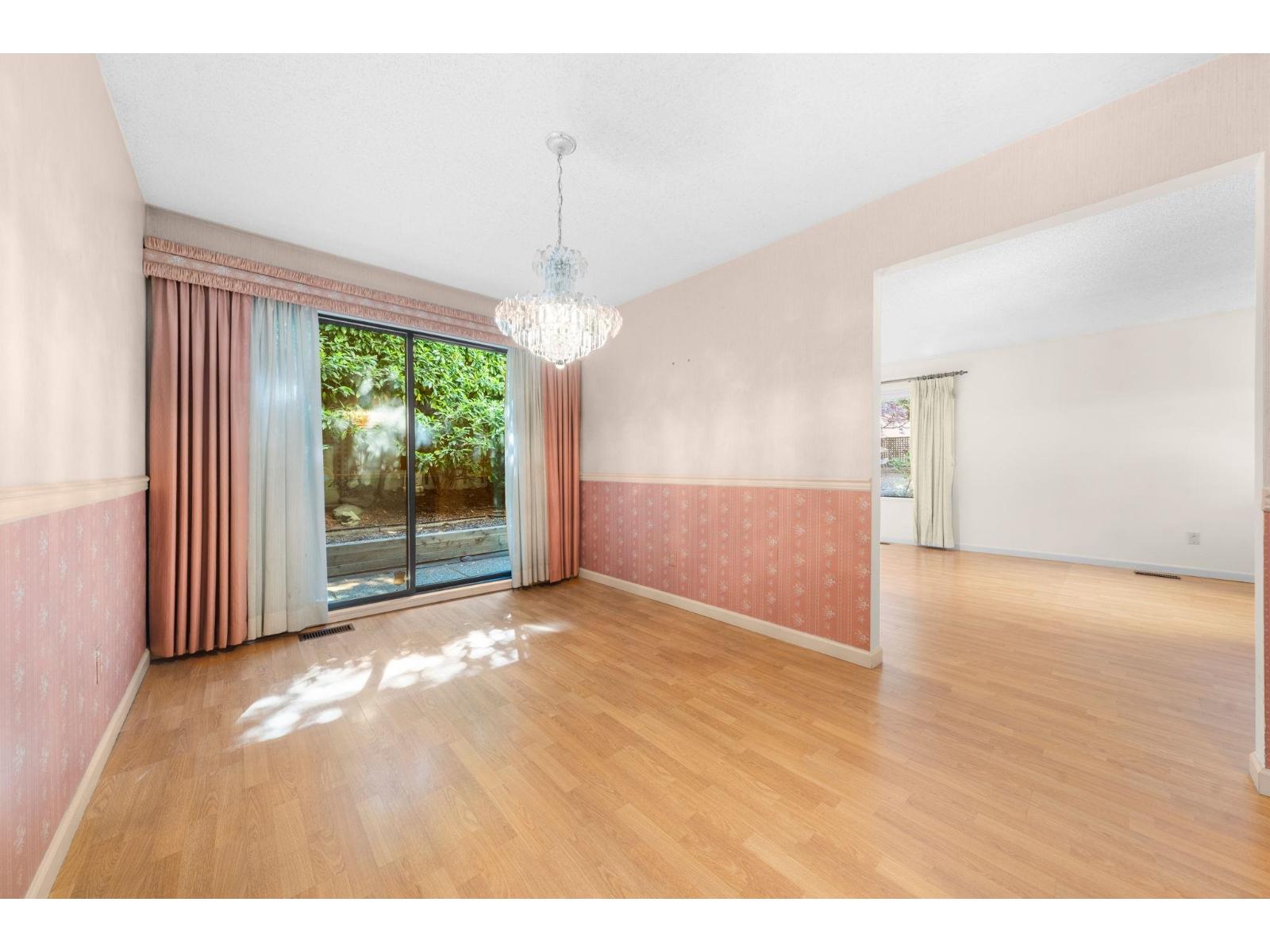 104 12749 16 Avenue Property Photo 12