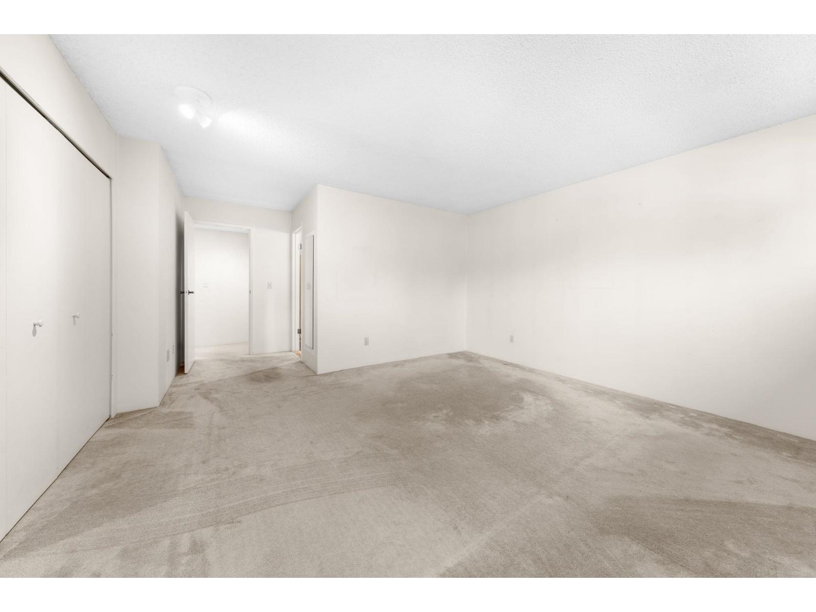 104 12749 16 Avenue Property Photo 21