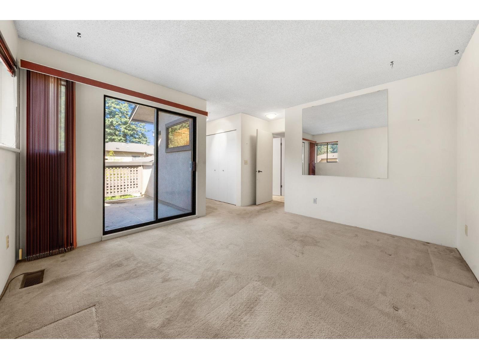 104 12749 16 Avenue Property Photo 25