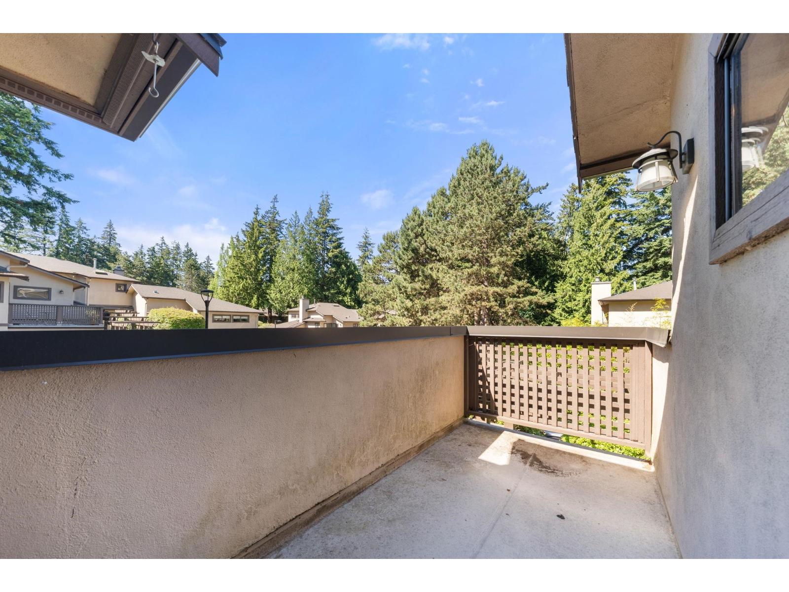 104 12749 16 Avenue Property Photo 28