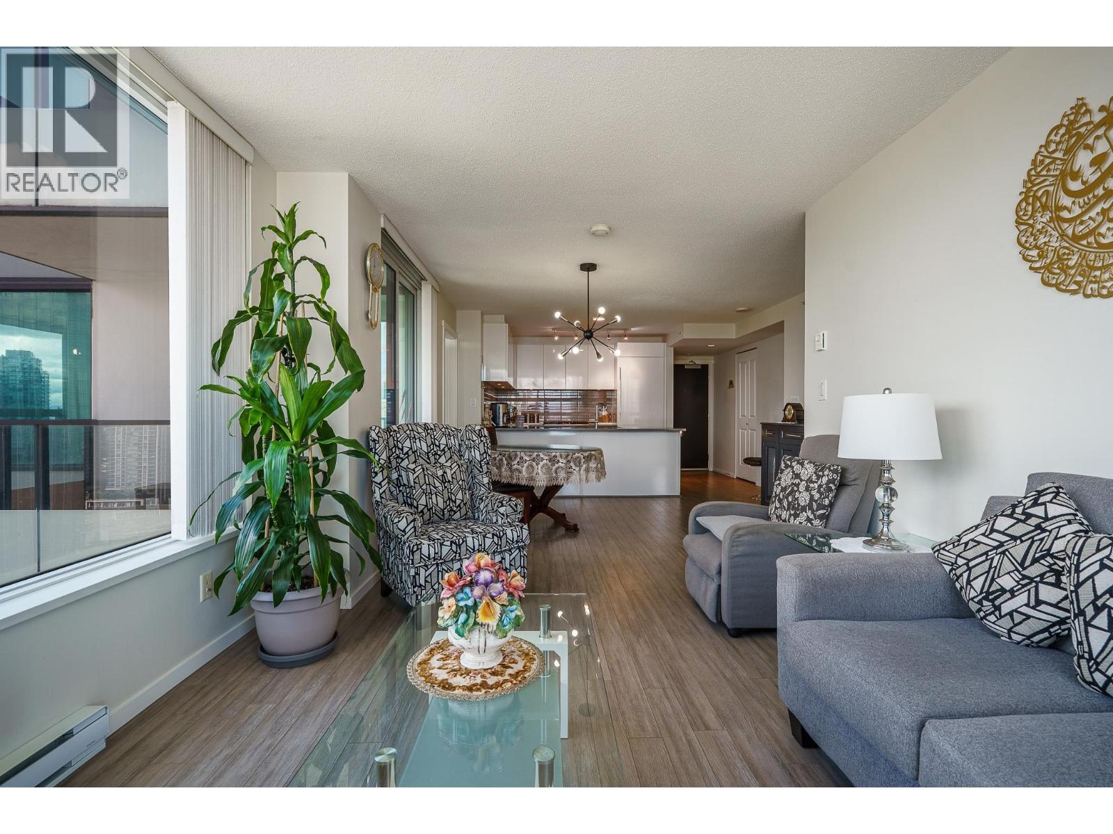 3007 6658 Dow Avenue Property Photo 6