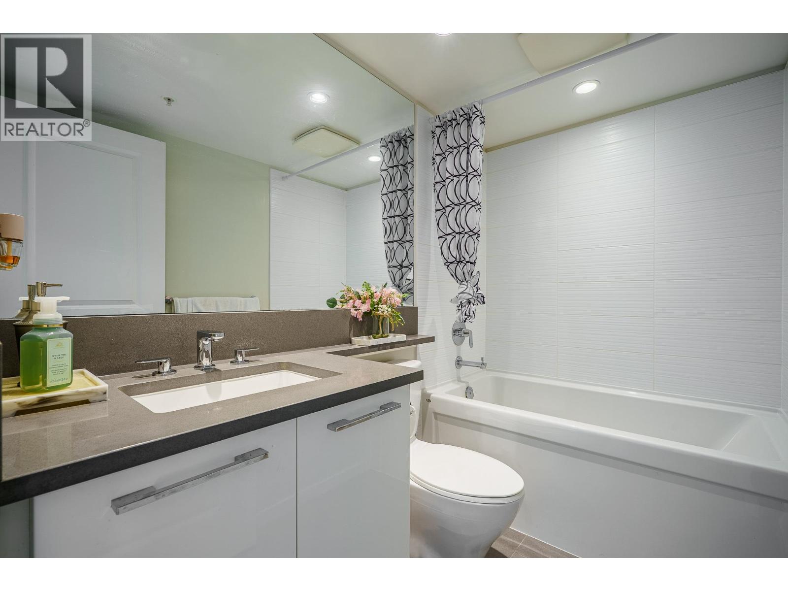 3007 6658 Dow Avenue Property Photo 16