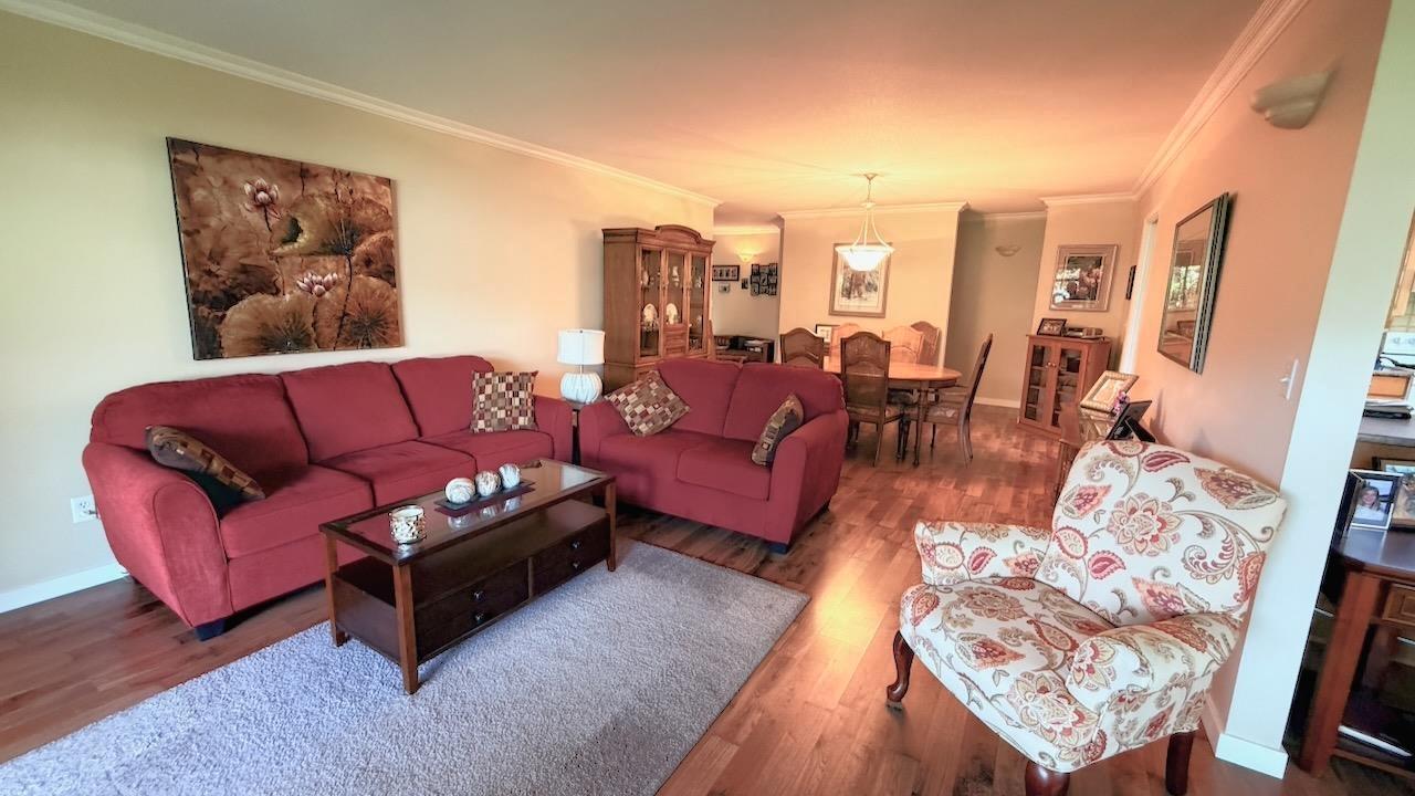 153 6875 121 Street Property Photo 9