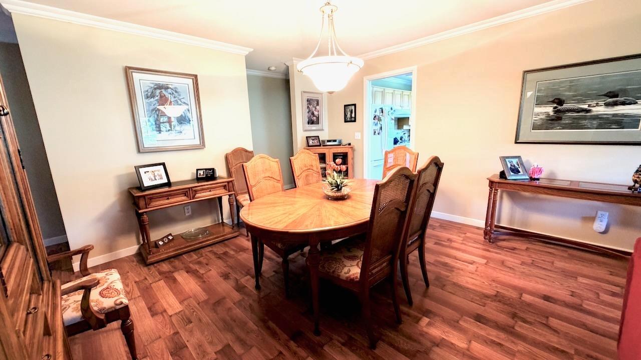 153 6875 121 Street Property Photo 13