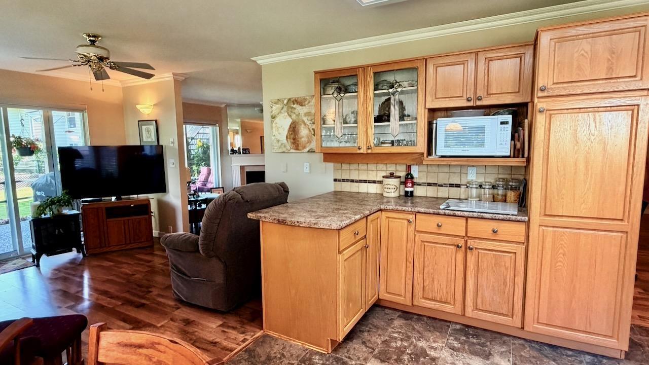 153 6875 121 Street Property Photo 18