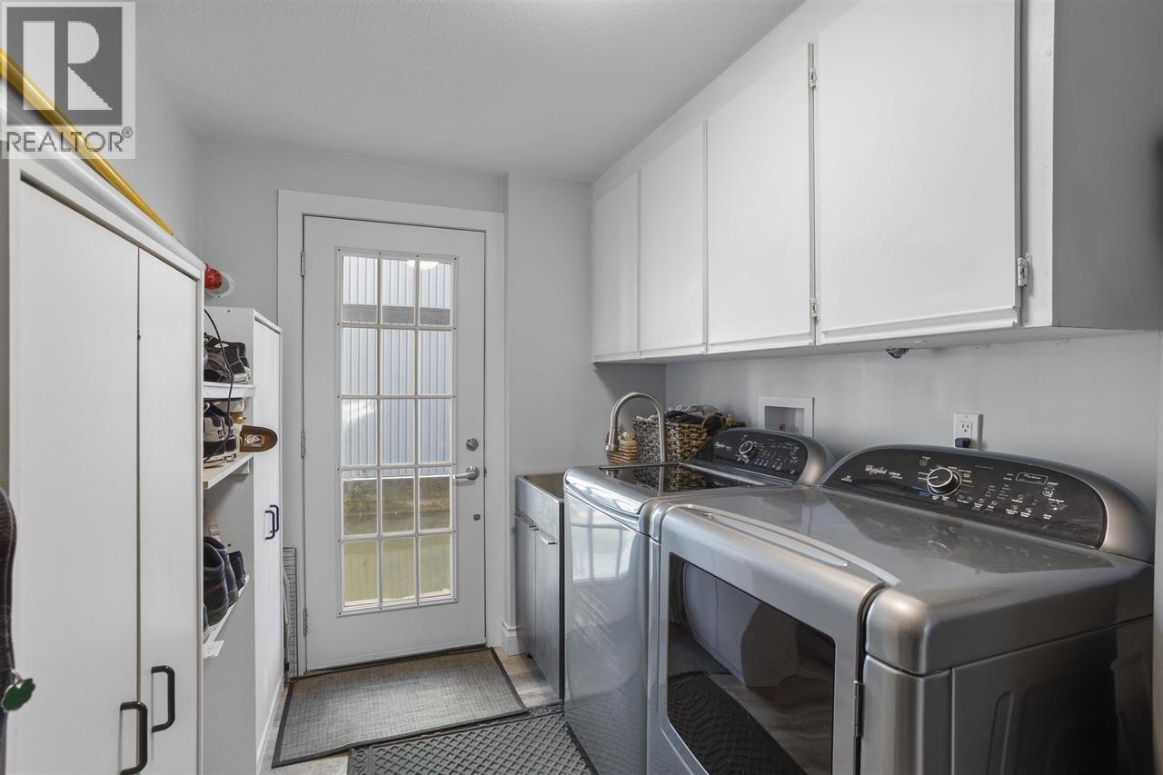 10 3459 River Road Property Photo 13