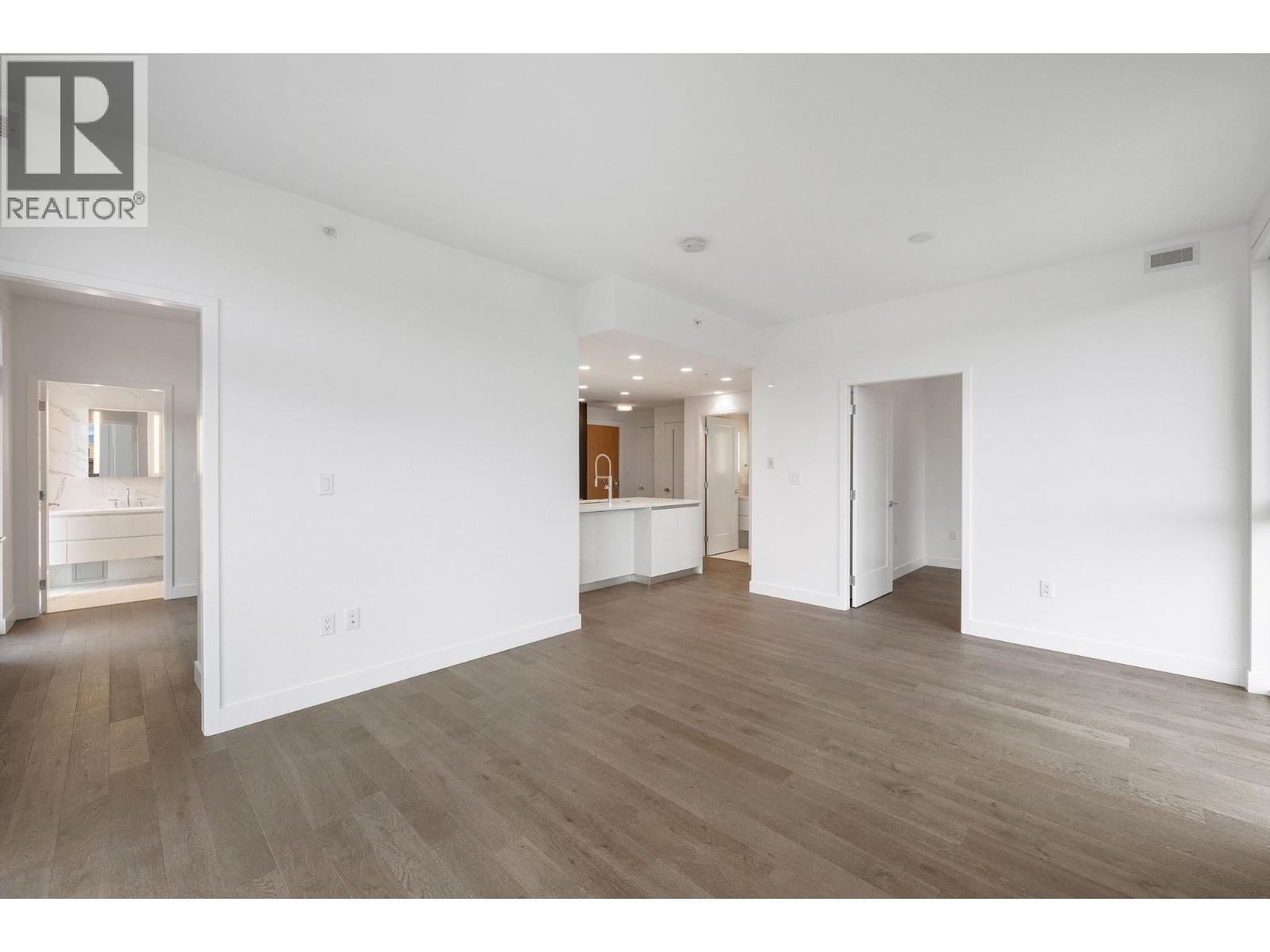 301 2888 Arbutus Street Property Photo 6