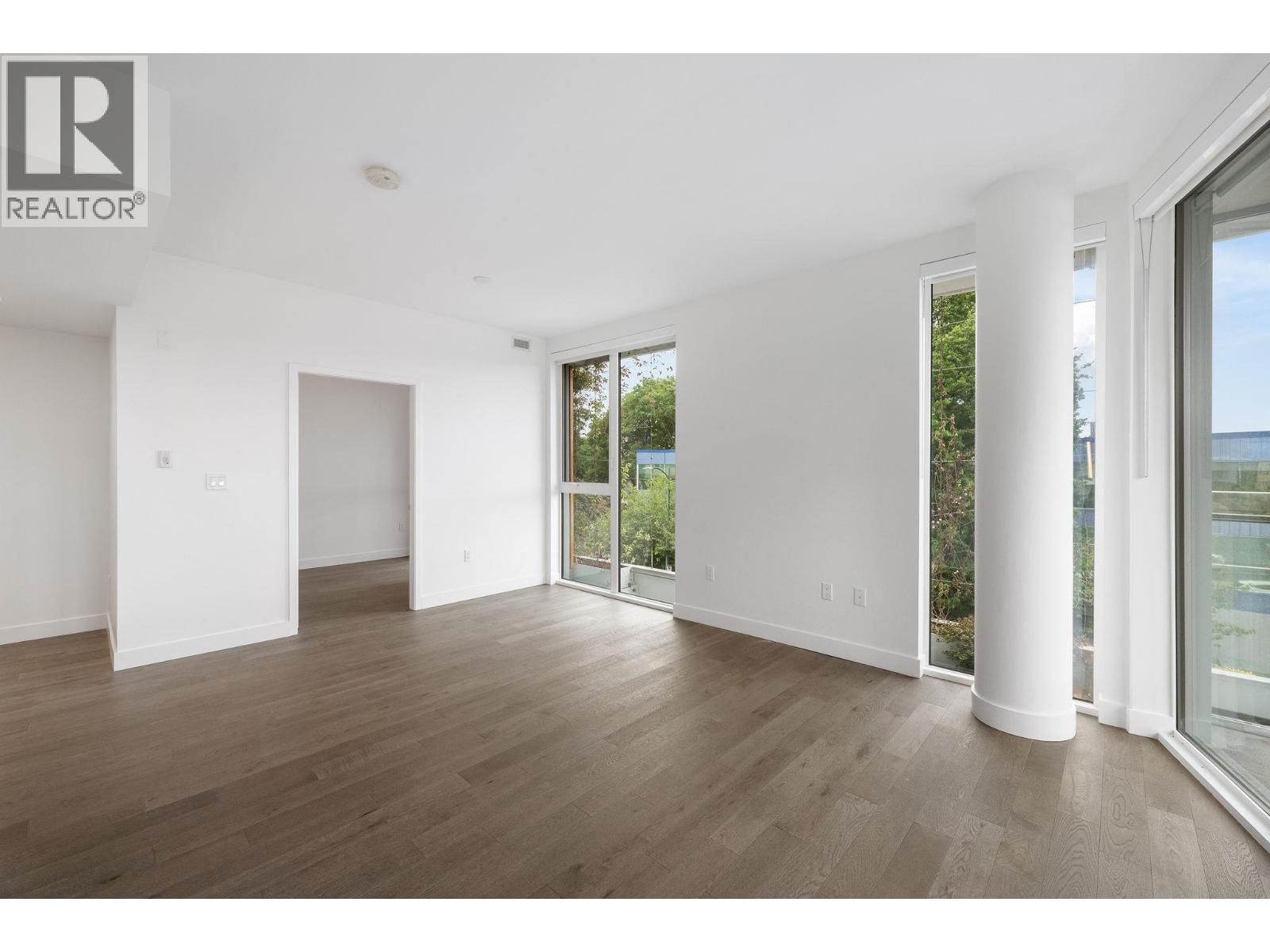 301 2888 Arbutus Street Property Photo 9