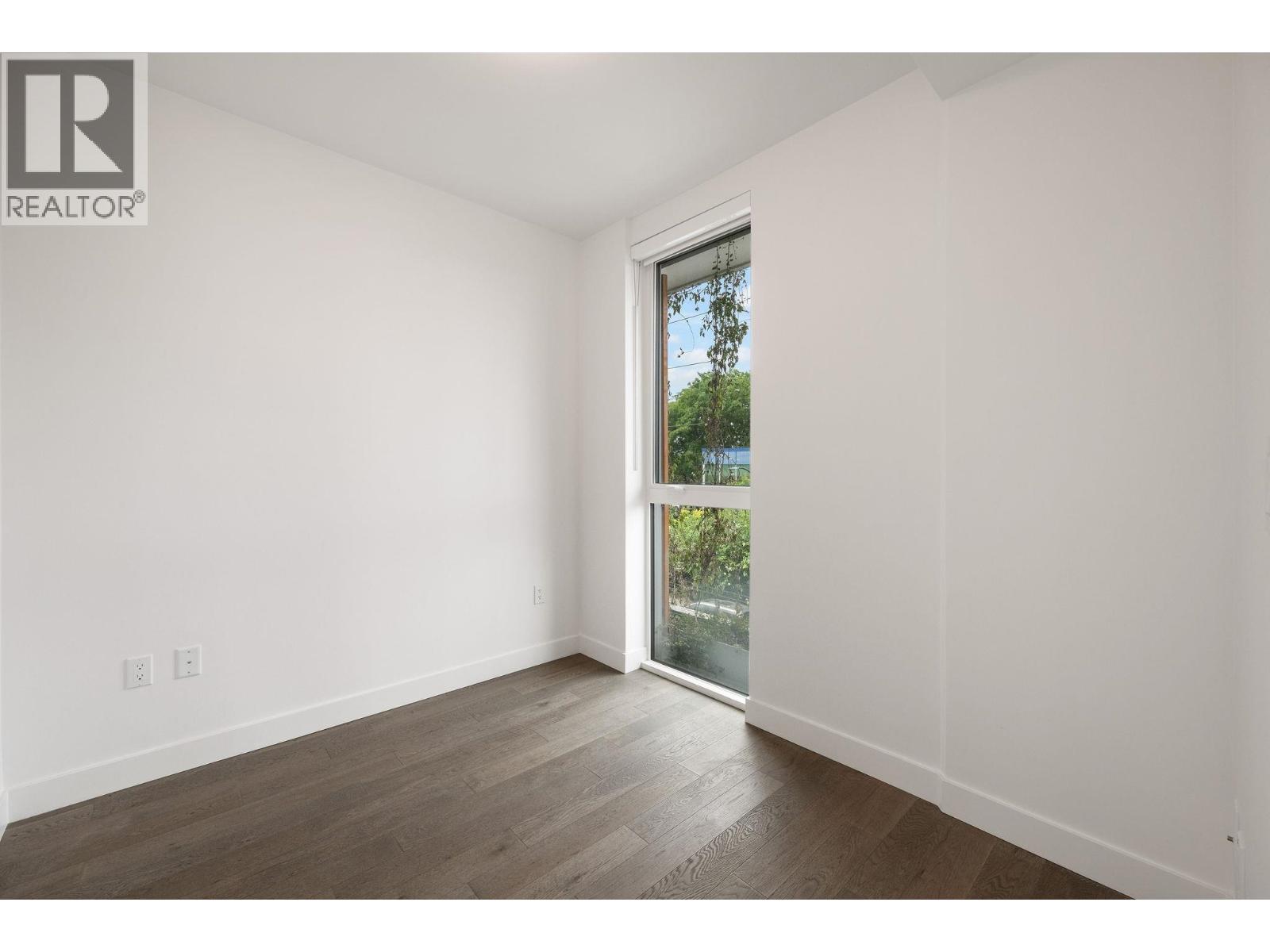 301 2888 Arbutus Street Property Photo 23
