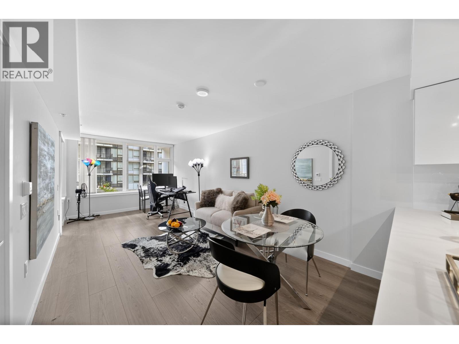 507 8699 Hazelbridge Way Property Photo 2