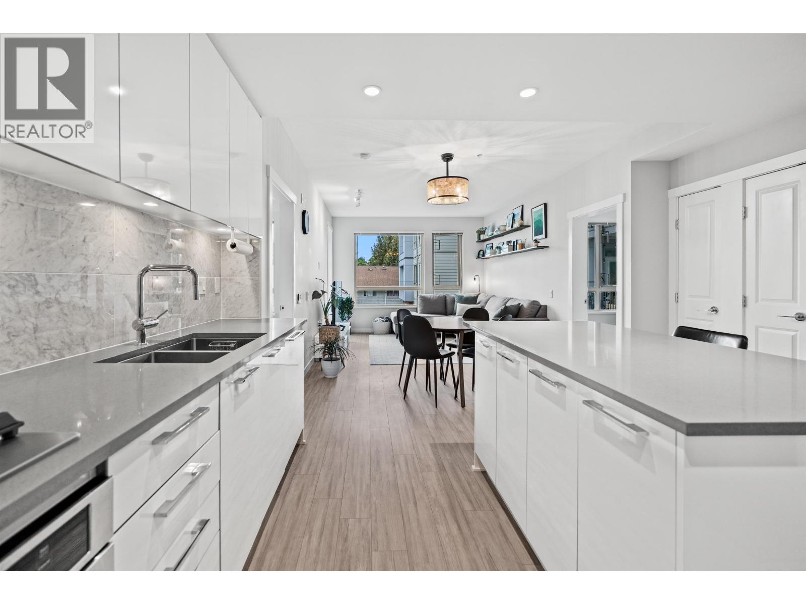 315 2651 Library Lane Property Photo 8