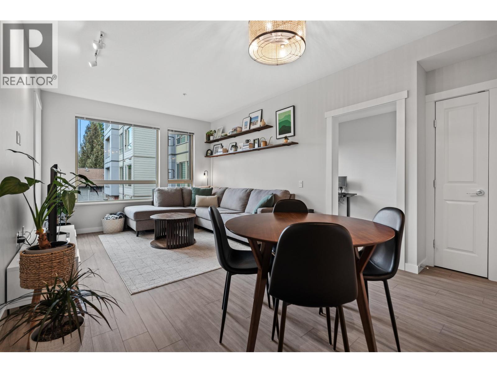315 2651 Library Lane Property Photo 17