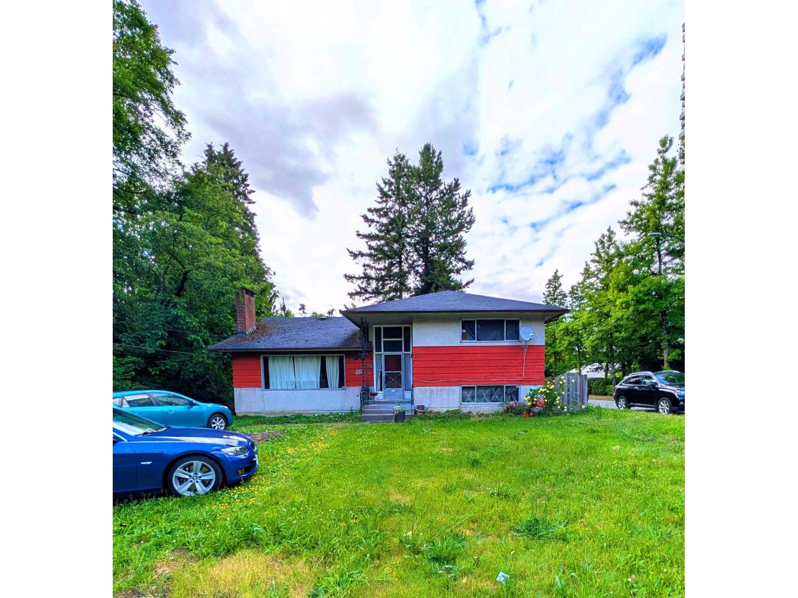 13321 108 Avenue Property Photo 3