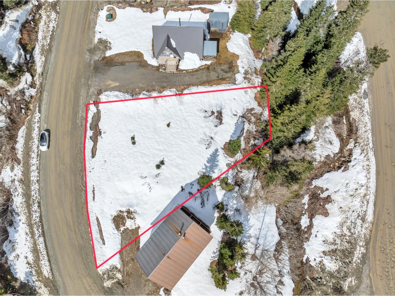 20716 Sakwi Creek Road Property Photo 5