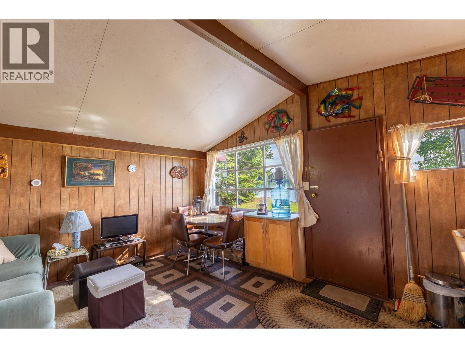 7532 Magnussen Road Property Photo 8