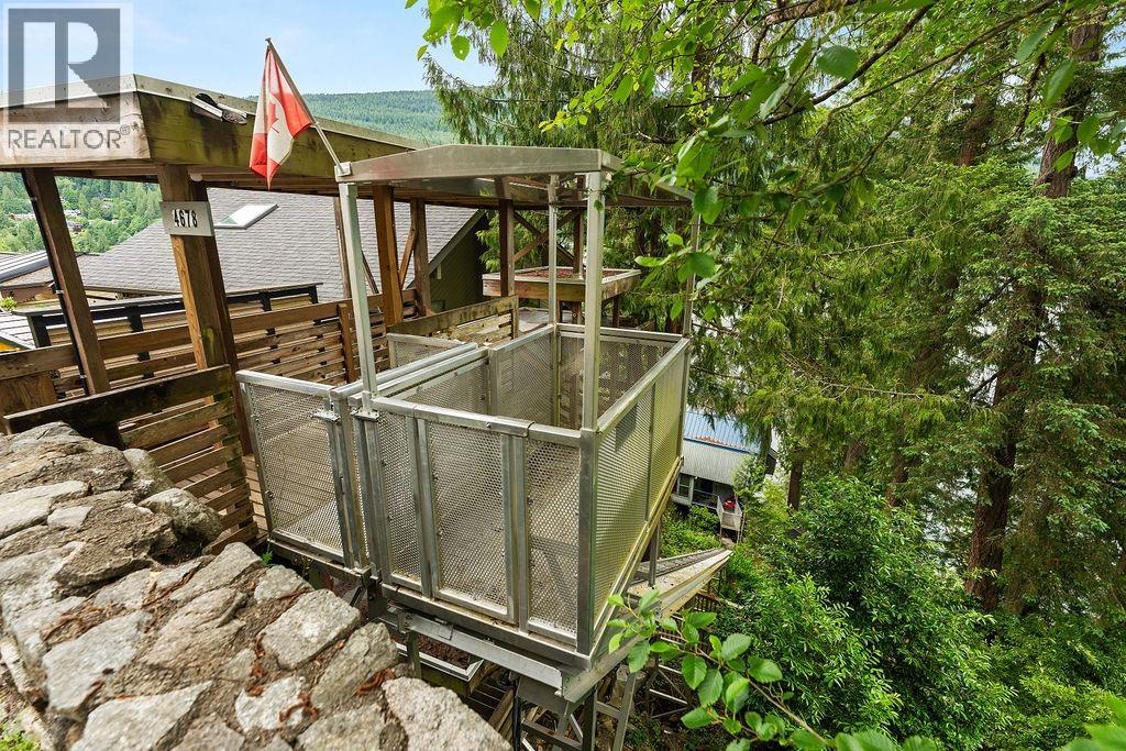 4678 Eastridge Road Property Photo 3