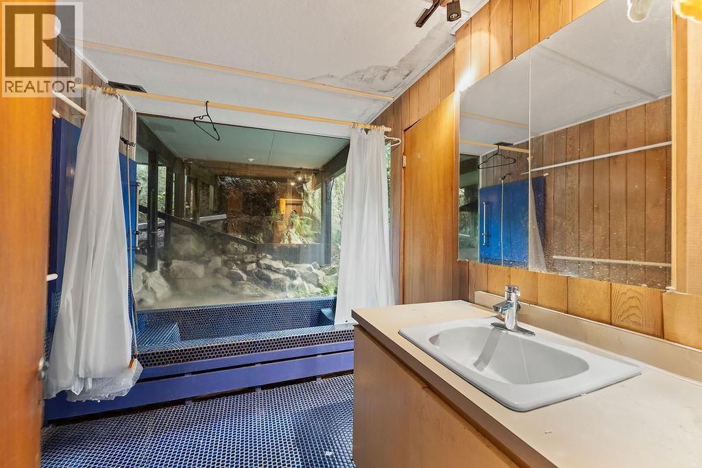 4678 Eastridge Road Property Photo 35
