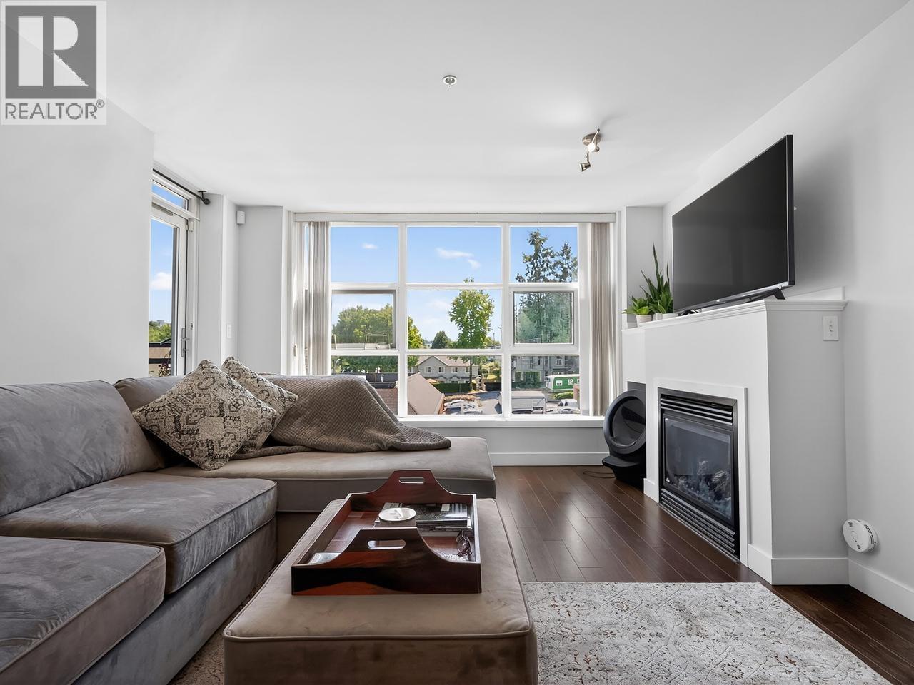 411 3255 SMITH AVENUE Property Photo 1