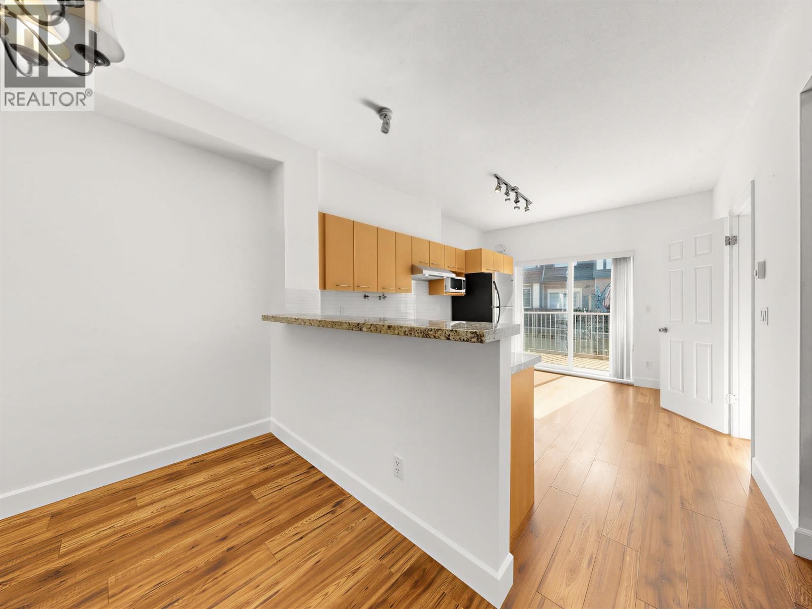 15 7331 Heather Street Property Photo 5
