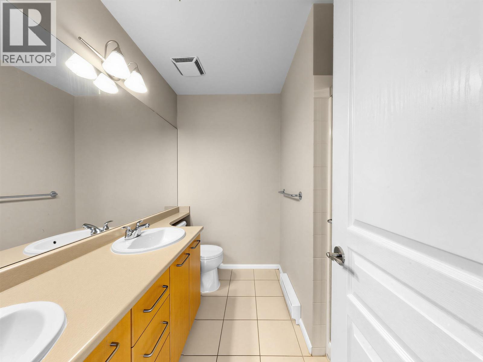 15 7331 Heather Street Property Photo 14