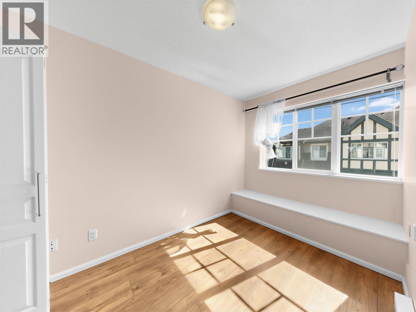 15 7331 Heather Street Property Photo 16