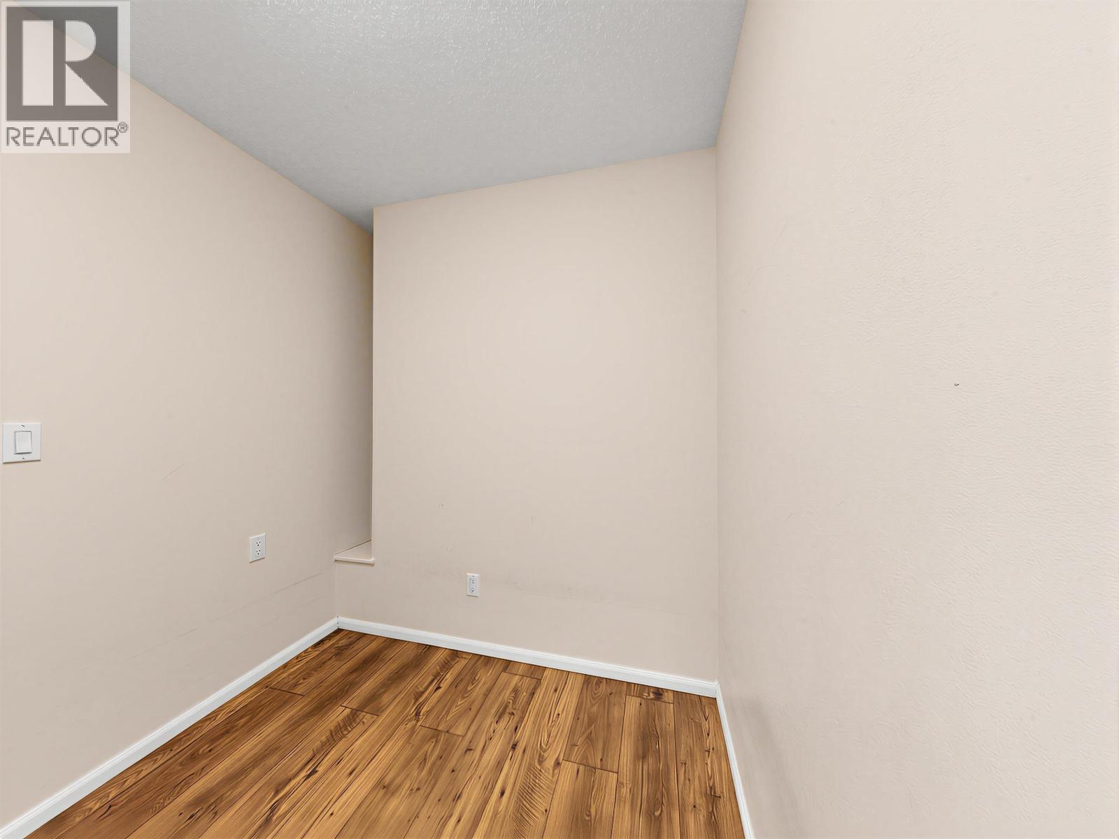 15 7331 Heather Street Property Photo 17