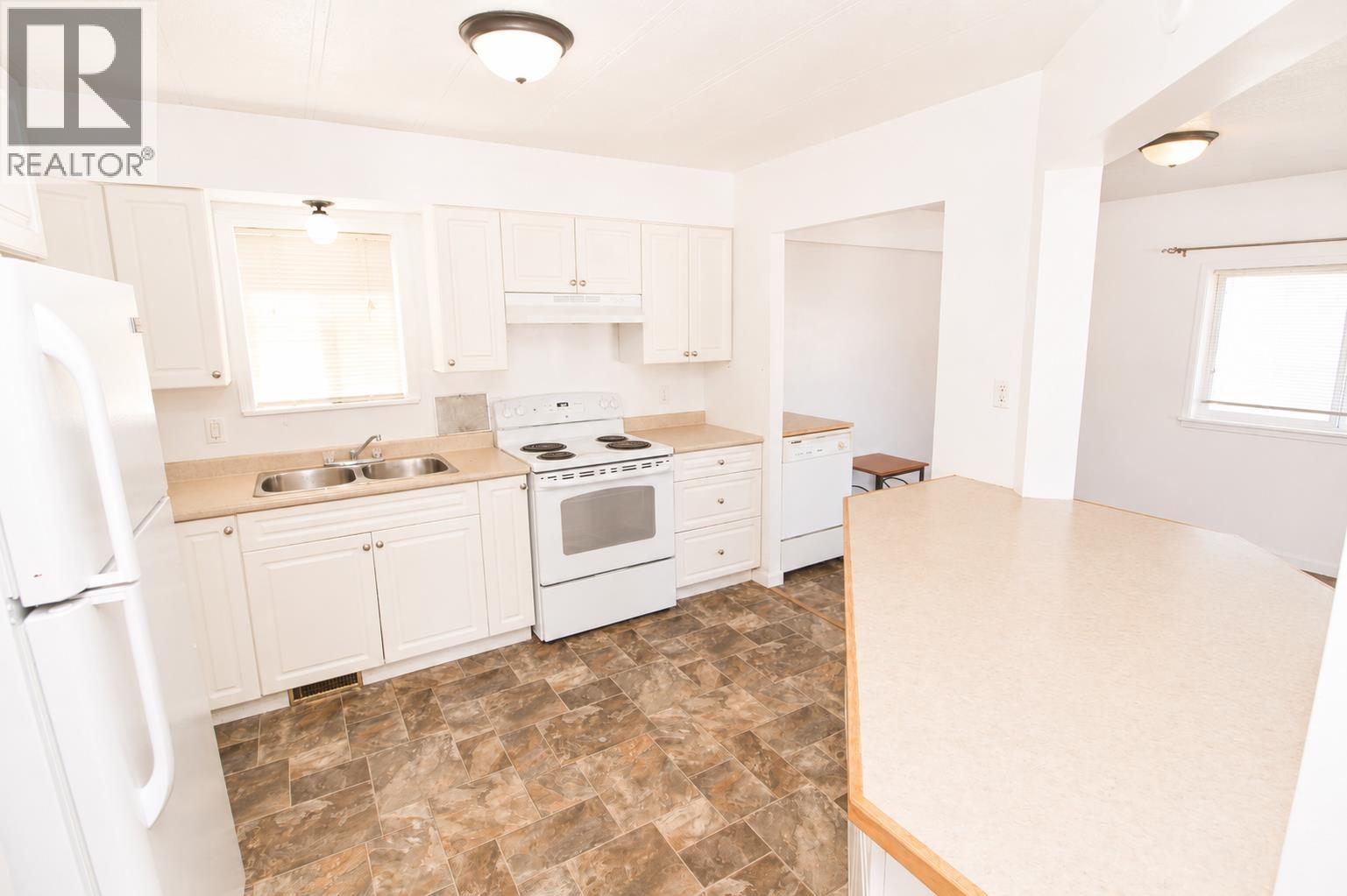 2750 Middleton Road Property Photo 3