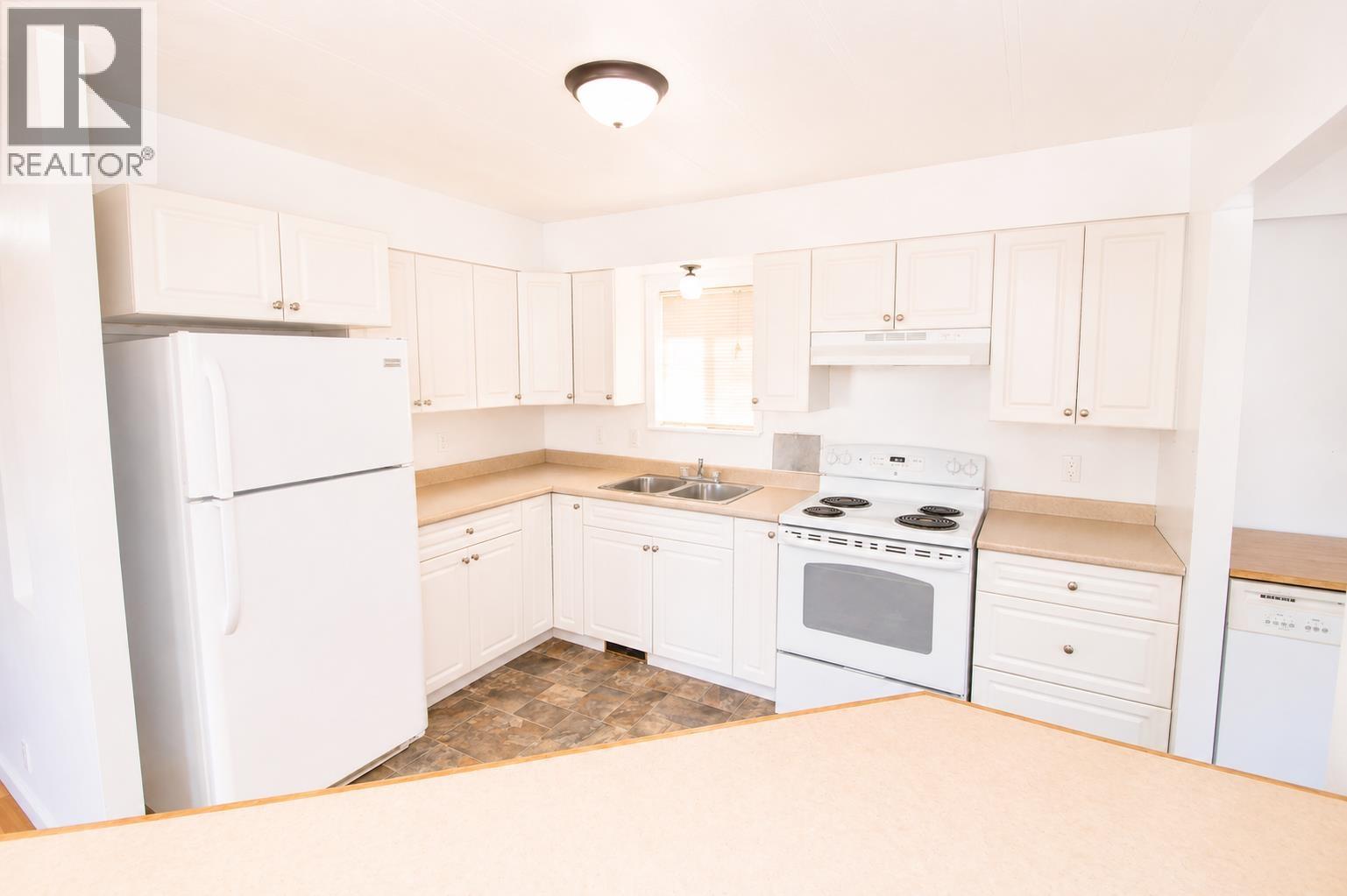 2750 Middleton Road Property Photo 4
