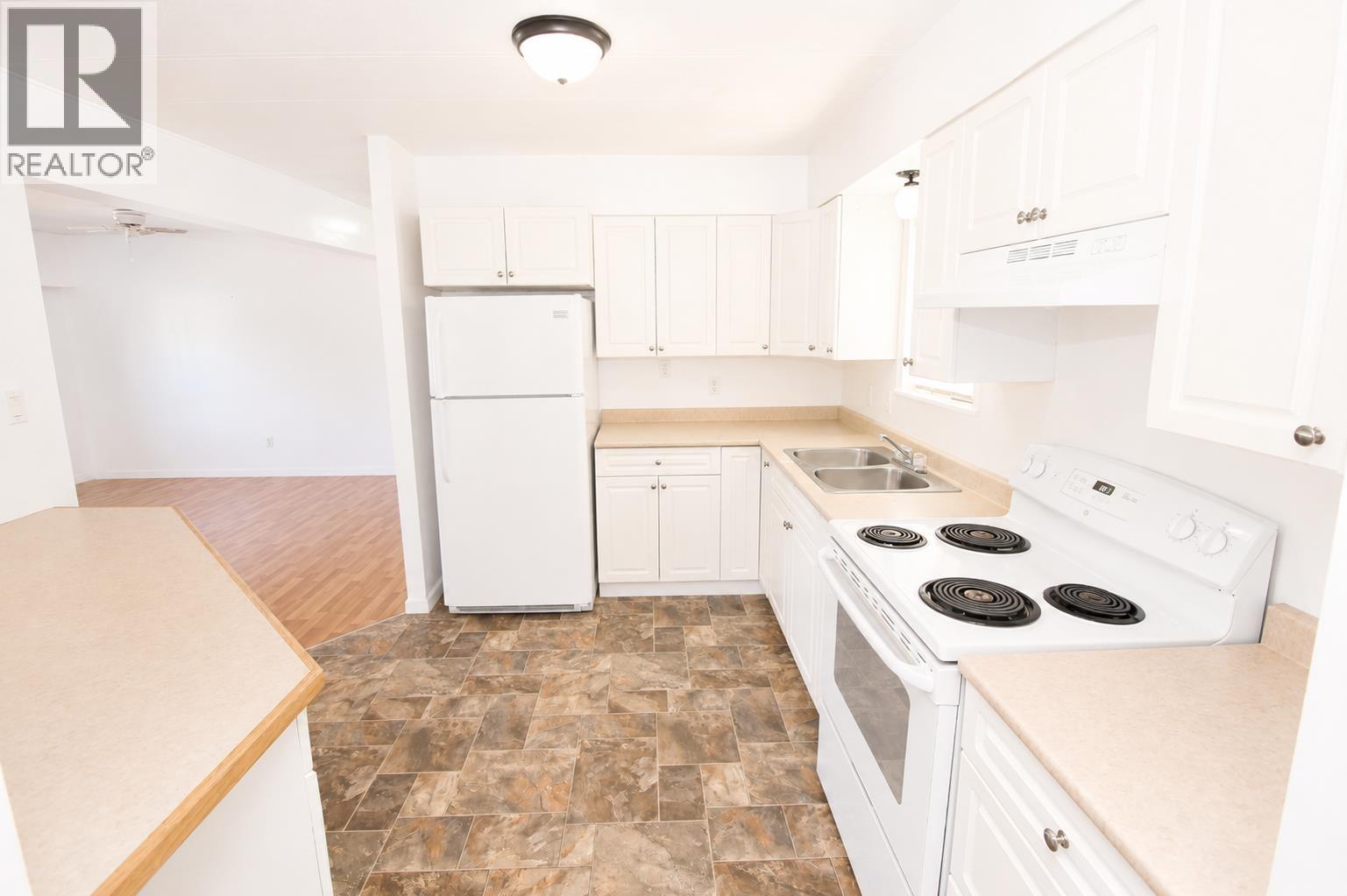 2750 Middleton Road Property Photo 5